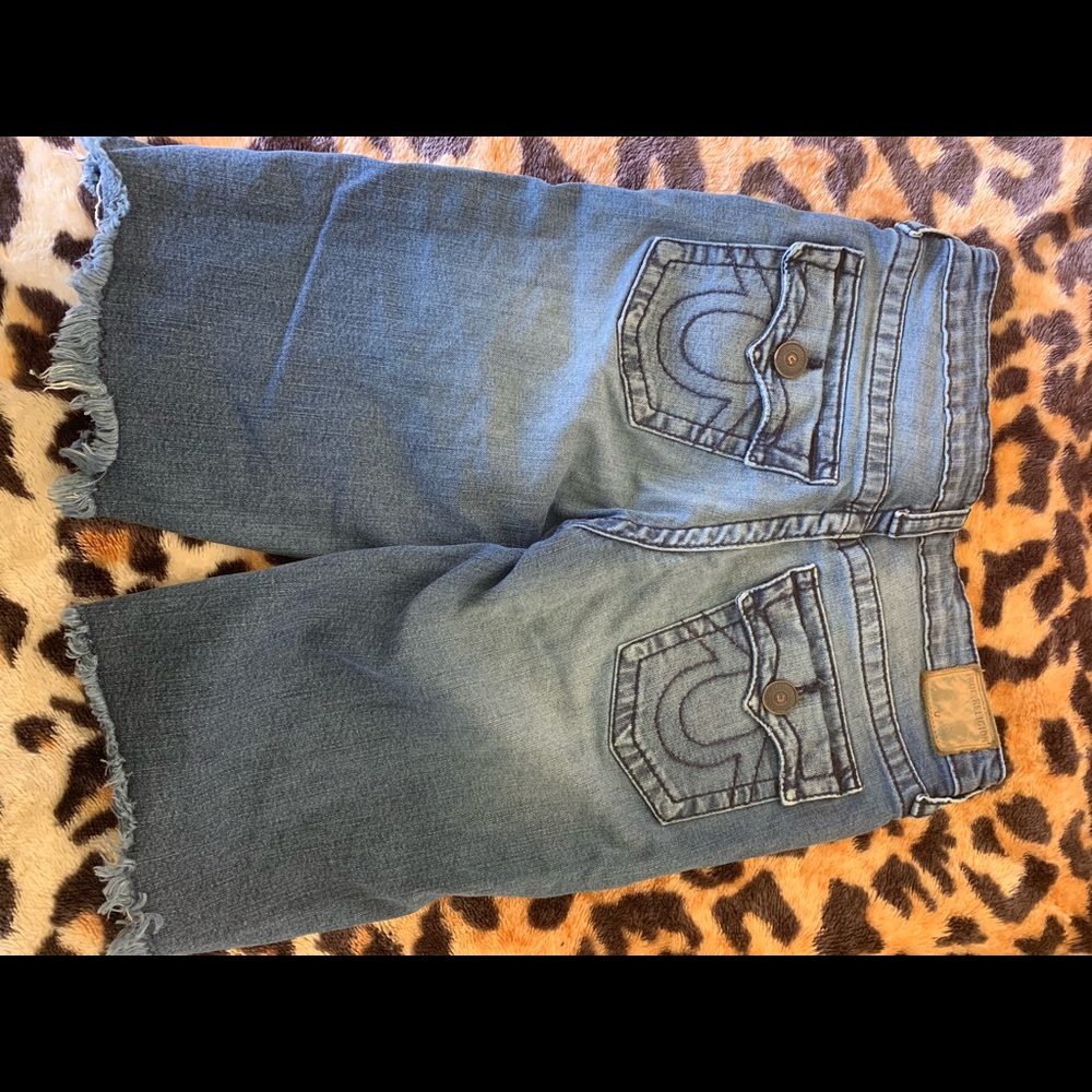 Shorts - Picture 2 of 2